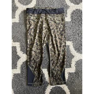 Lululemon leggings size 8